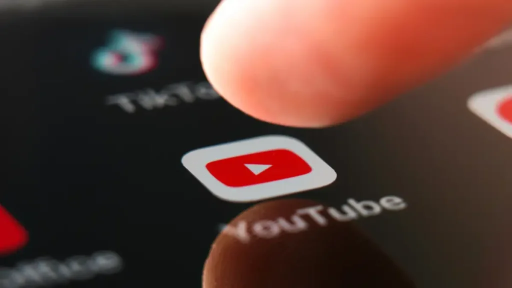 сбой YouTube 16 октября 2025
