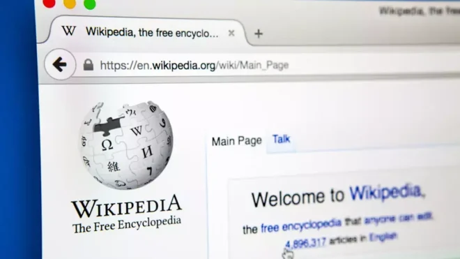 ИИ вытесняет Википедию: трафик упал на 8%